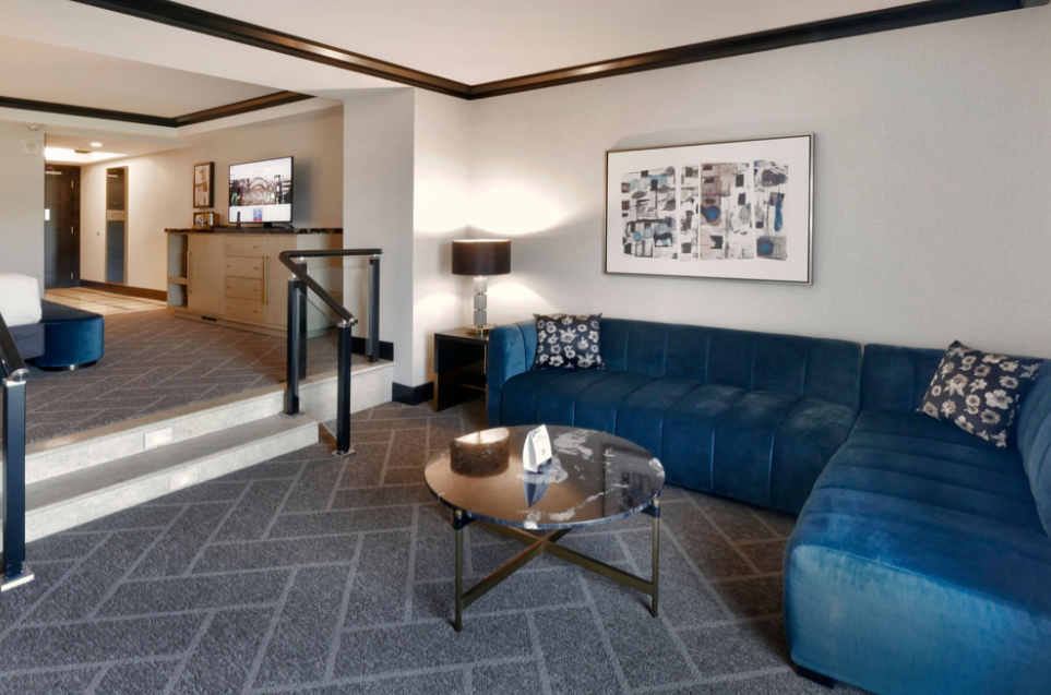 a picture of a hotel room